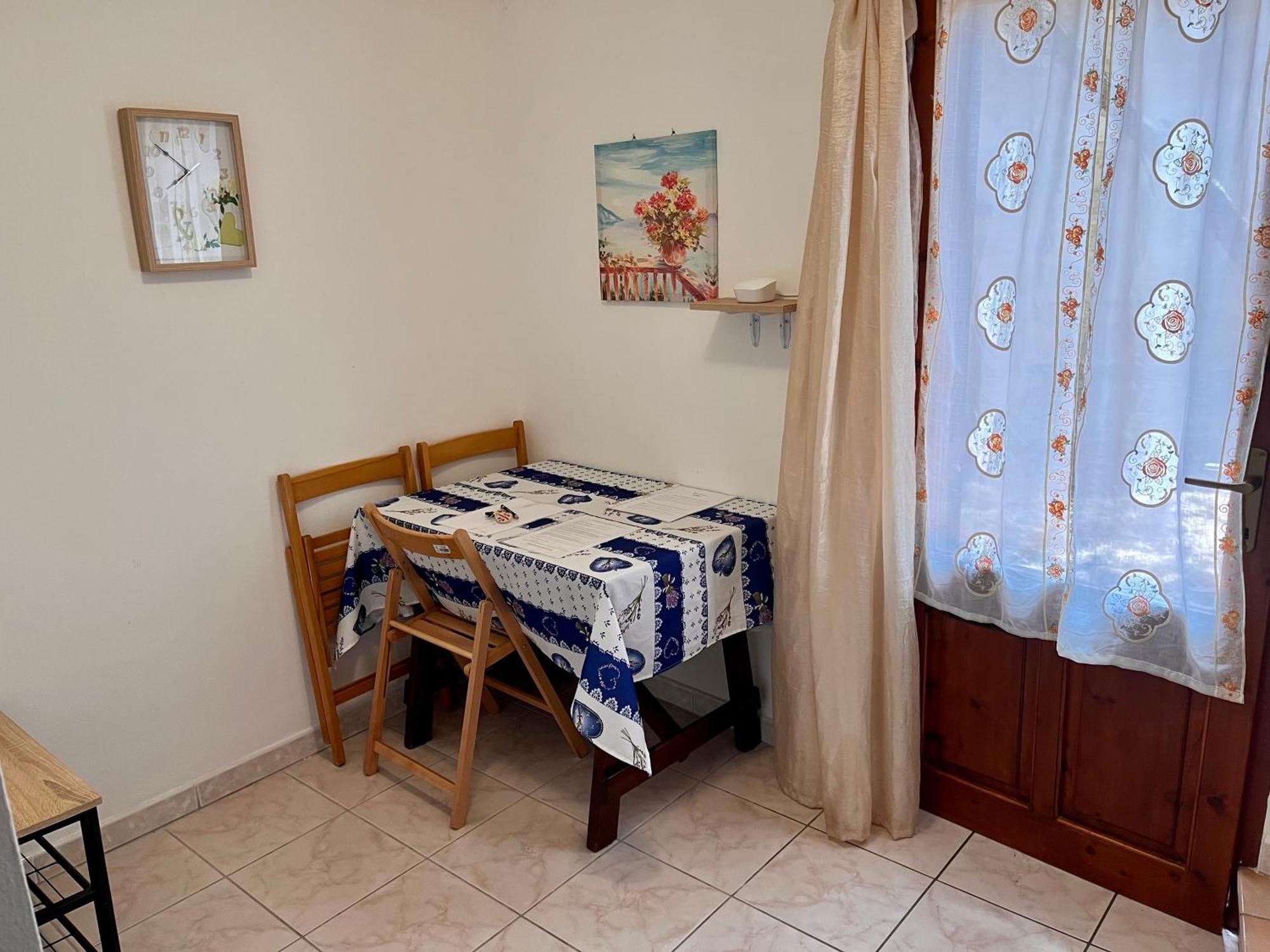 Rustico Porto Pino 30 Mt Dalla Spiaggia Exterior photo